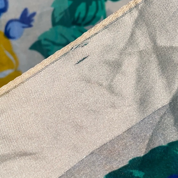 Silk Floral Scarf Made in Italy - Picture 7 of 15